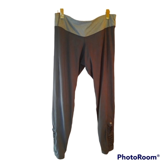 LAYER 8 Performance Pants 74 - Picture 1 of 5